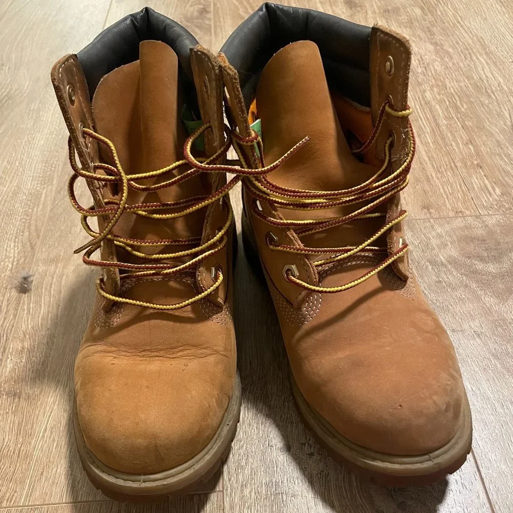 Women's Timberland® Premium 6-Inch Waterproof Boot Size 7 - Picture 8 of 8